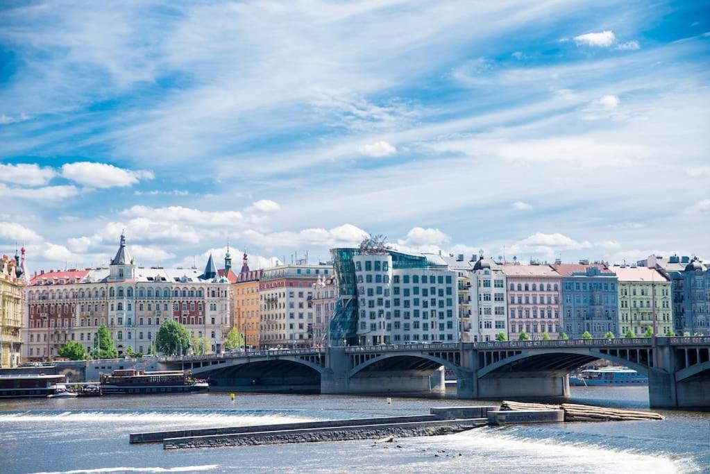 Capitol Deluxe Apartment Prague Exterior photo